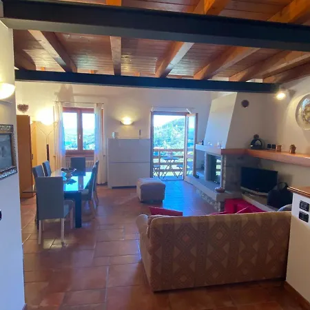 Semesterbostad Chalet Dania Pisano
